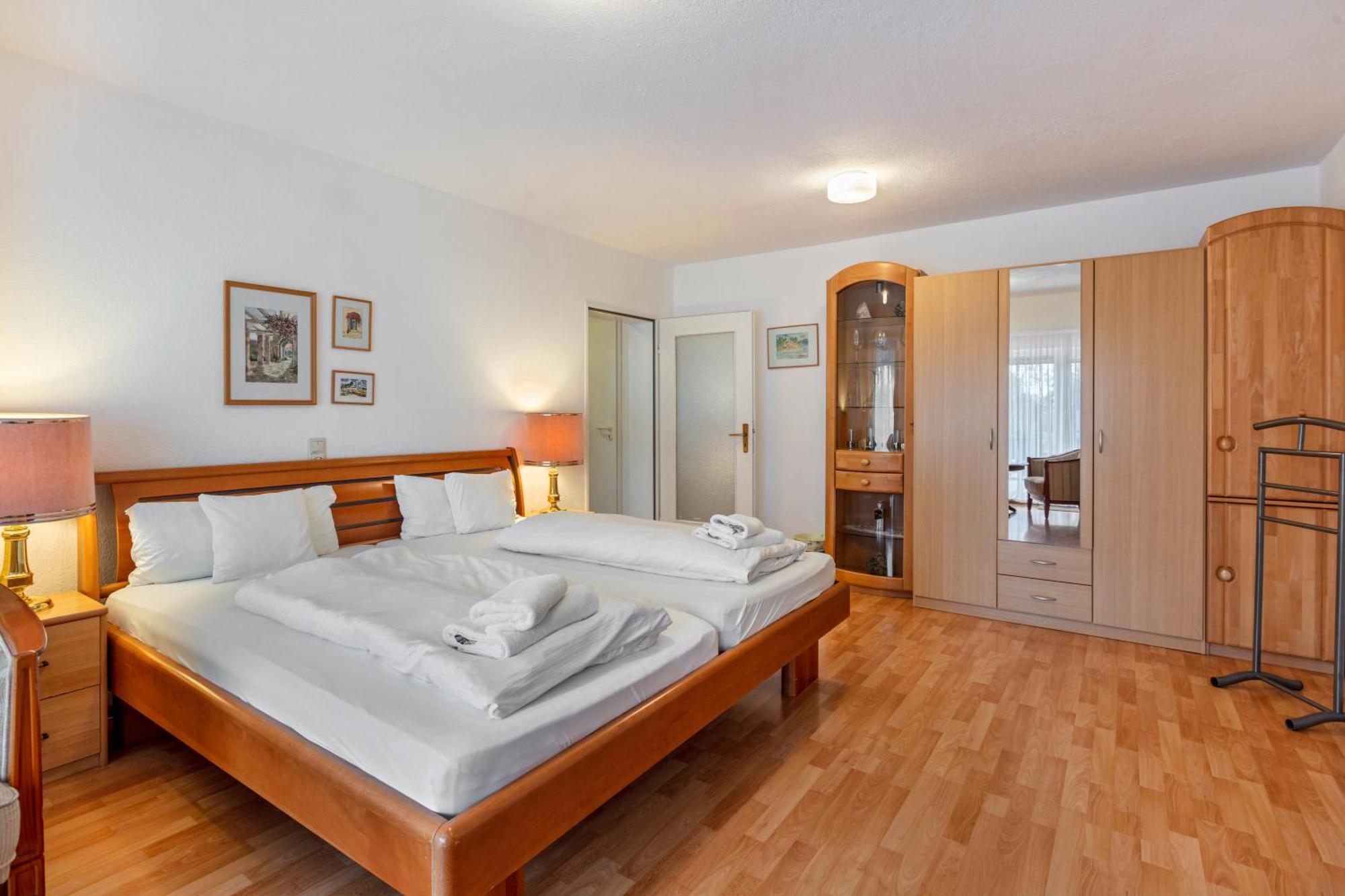 Apartments Am Schwarzwaelder Hof Бад Белинген Екстериор снимка