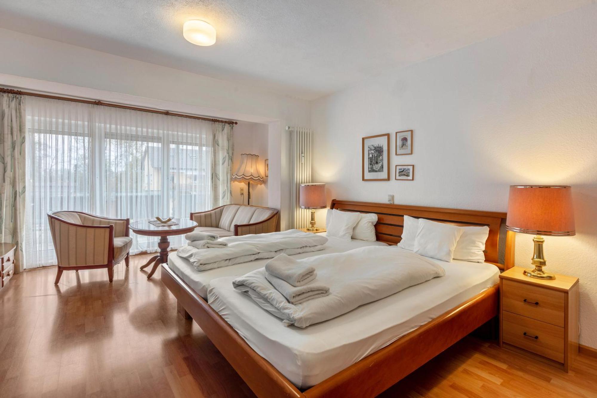 Apartments Am Schwarzwaelder Hof Бад Белинген Екстериор снимка