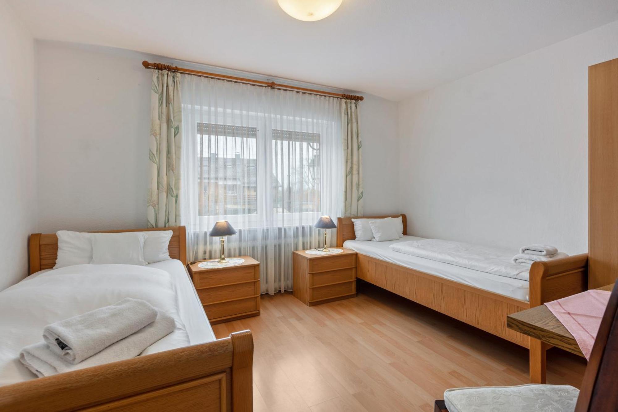 Apartments Am Schwarzwaelder Hof Бад Белинген Екстериор снимка