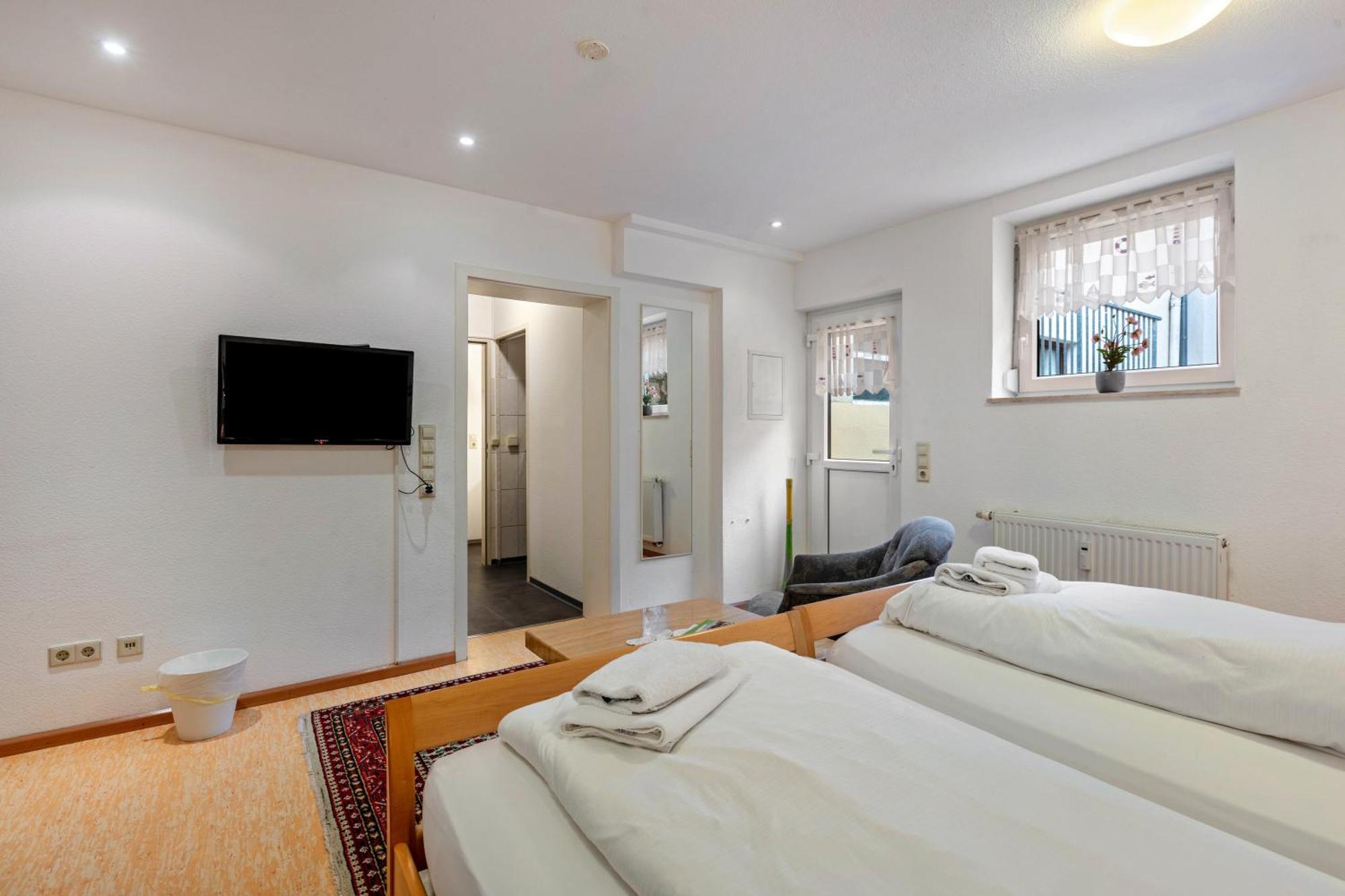 Apartments Am Schwarzwaelder Hof Бад Белинген Екстериор снимка