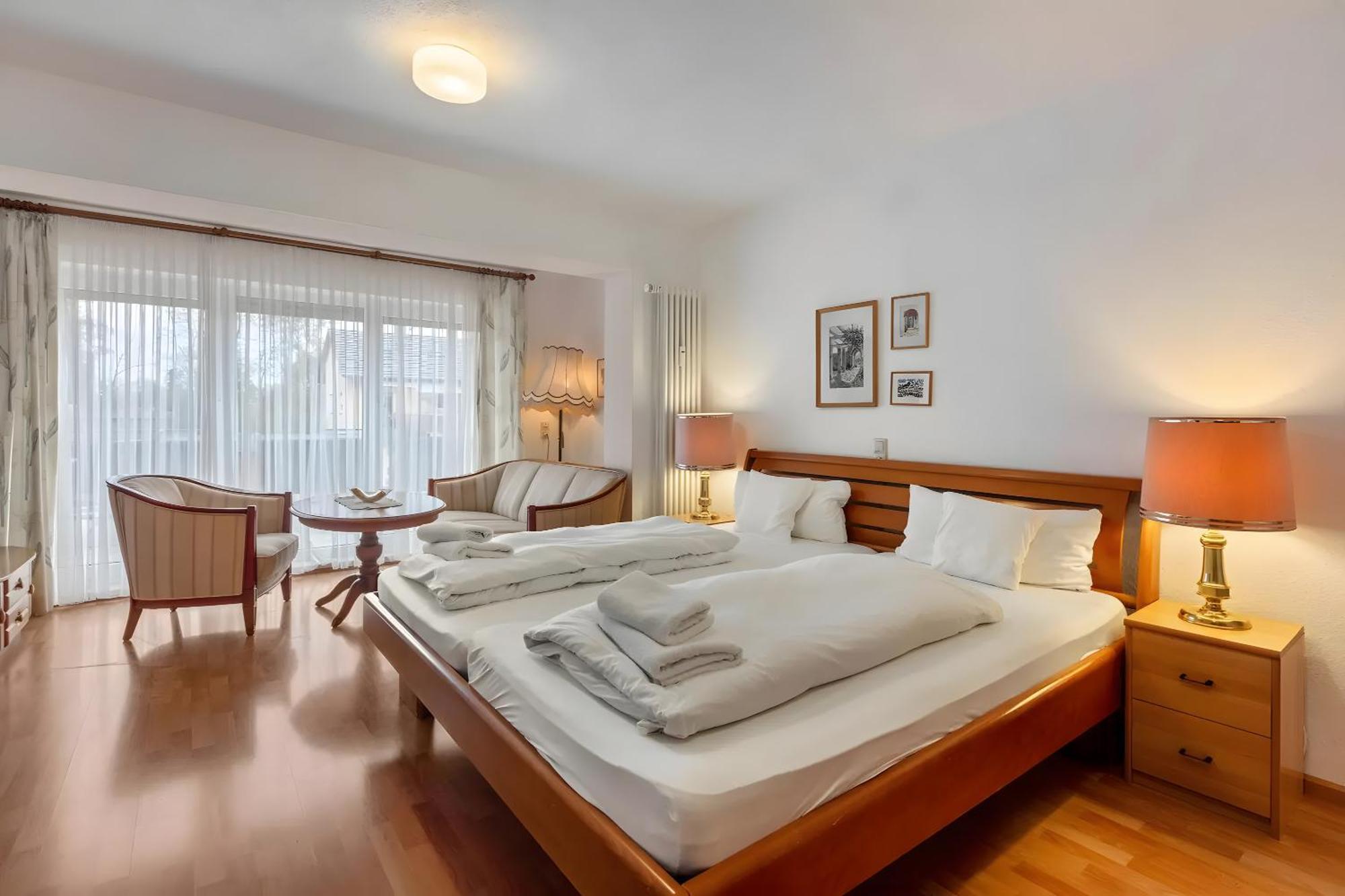 Apartments Am Schwarzwaelder Hof Бад Белинген Екстериор снимка